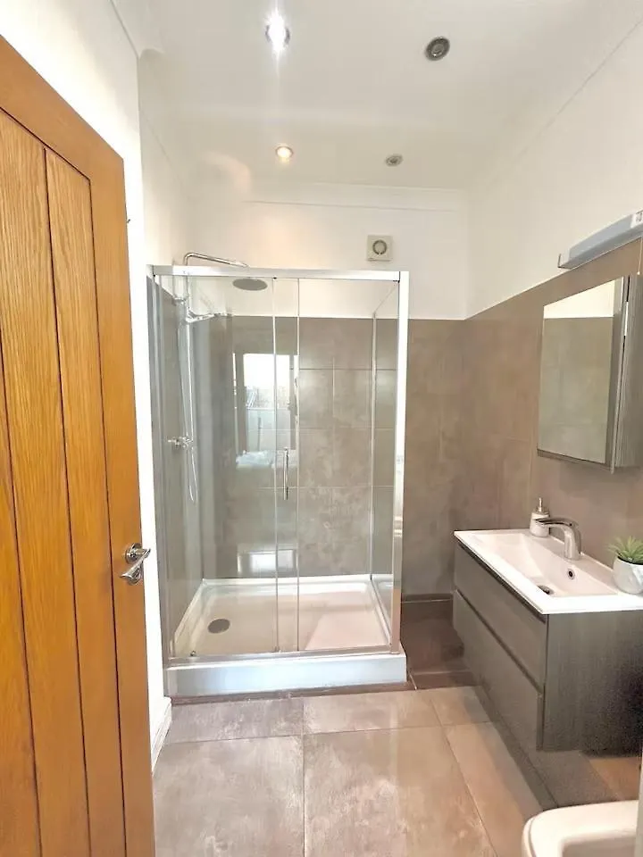 アパート Bethel Suite Canning Town - Free Parking ロンドン