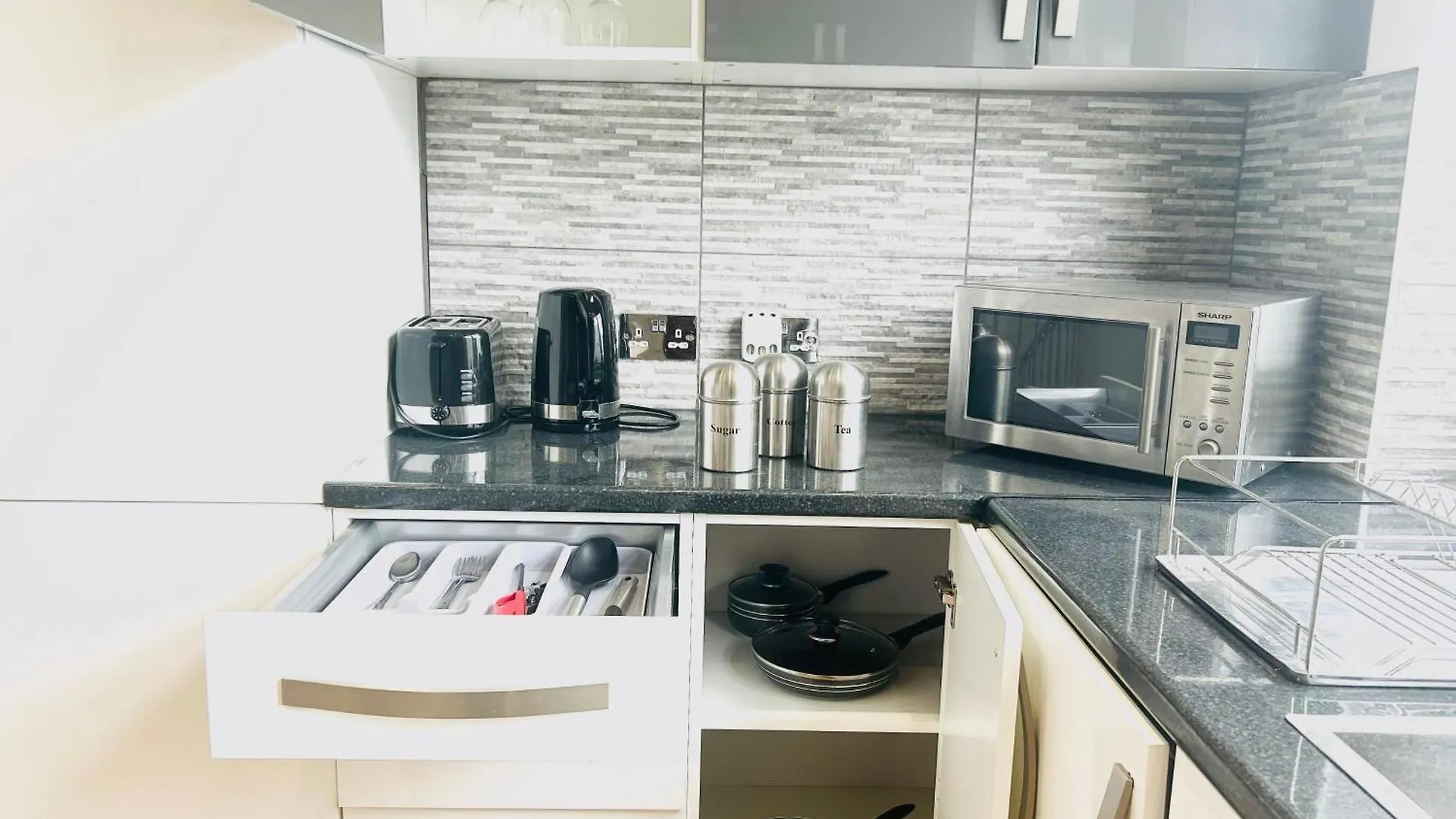 Bethel Suite Canning Town - Free Parking ロンドン イギリス